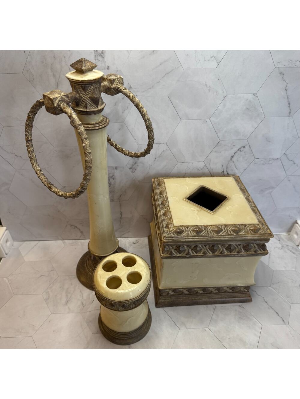 Vtg Towel Tree Tissue Cup Brunswick India Ink Bathroom Accessory Set Faux Marble